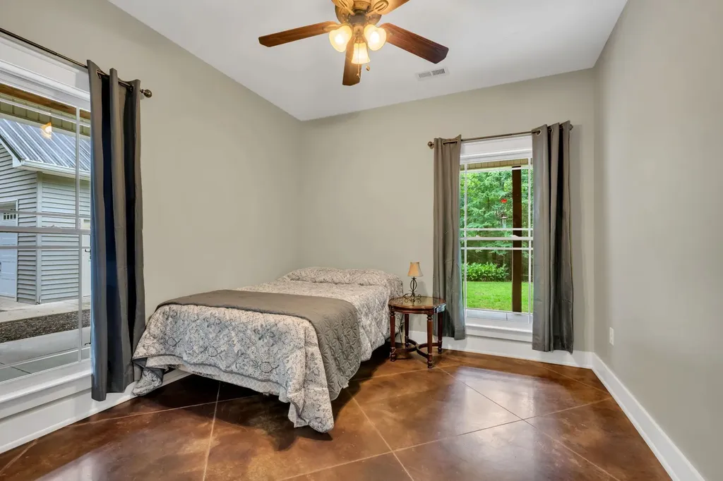 1026 Yellow Creek Road Dickson TN 37055