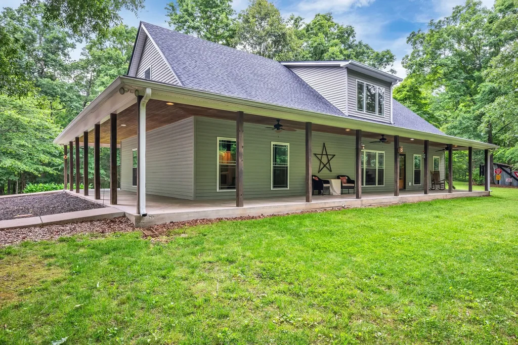 1026 Yellow Creek Road Dickson TN 37055