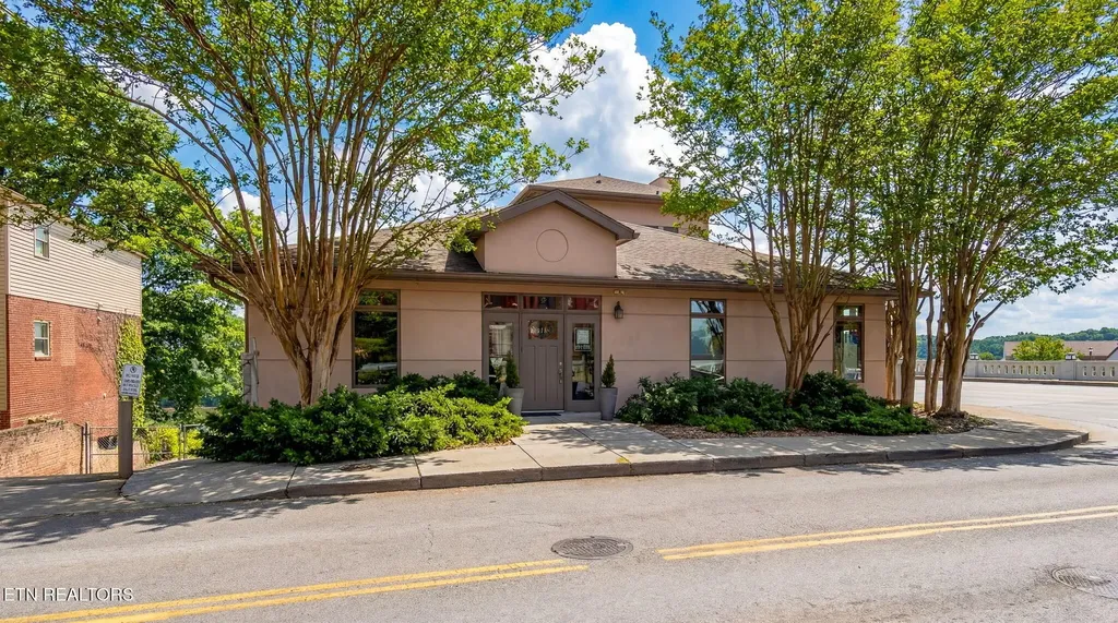 620 W Hill Avenue Knoxville TN 37902