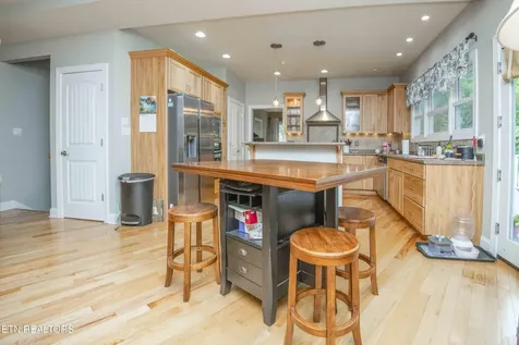3814 Chilhowee Trail Maryville TN 37803