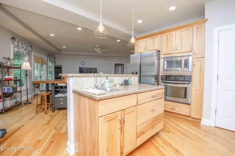 3814 Chilhowee Trail Maryville TN 37803