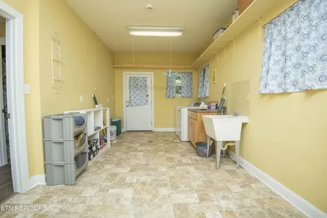 3814 Chilhowee Trail Maryville TN 37803
