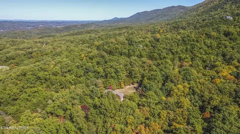 3814 Chilhowee Trail Maryville TN 37803
