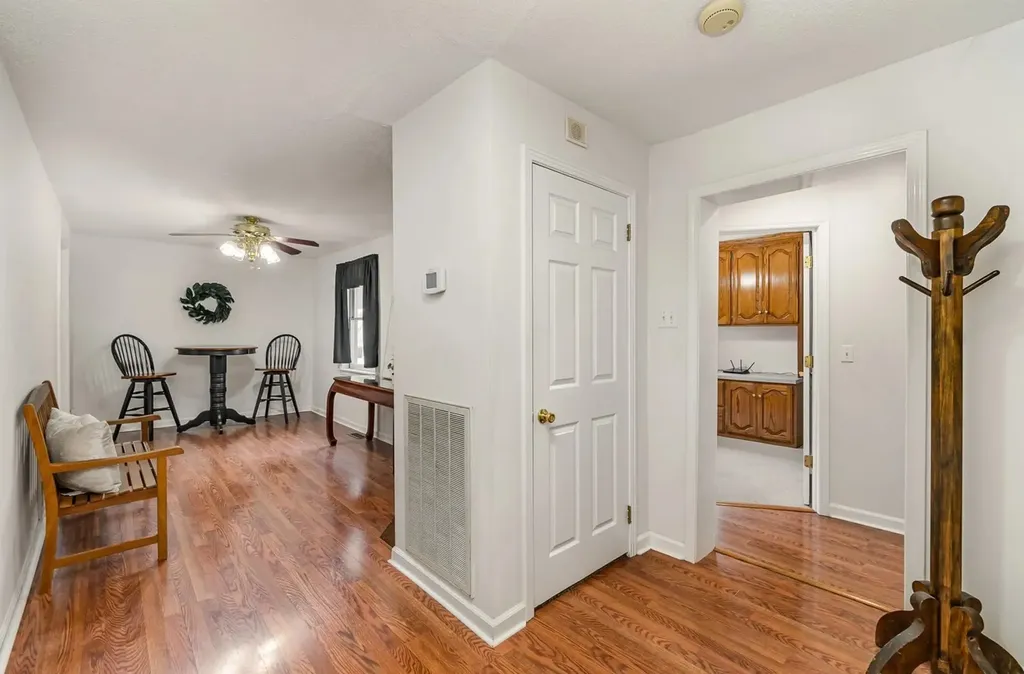 298 Tobacco Road Clarksville TN 37042