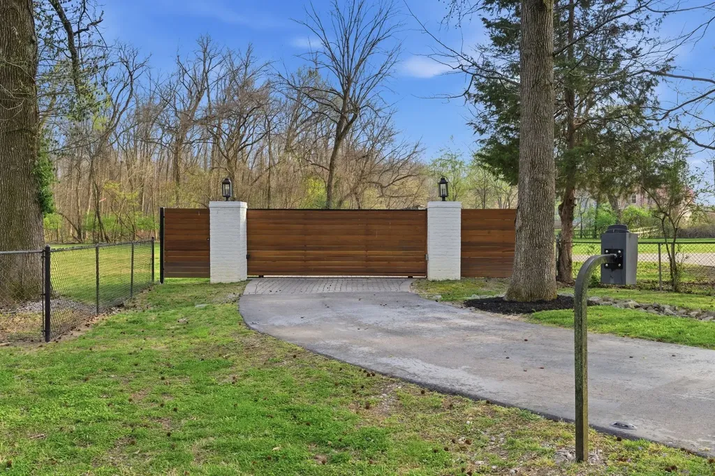 2616 Tiffany Drive Nashville TN 37206