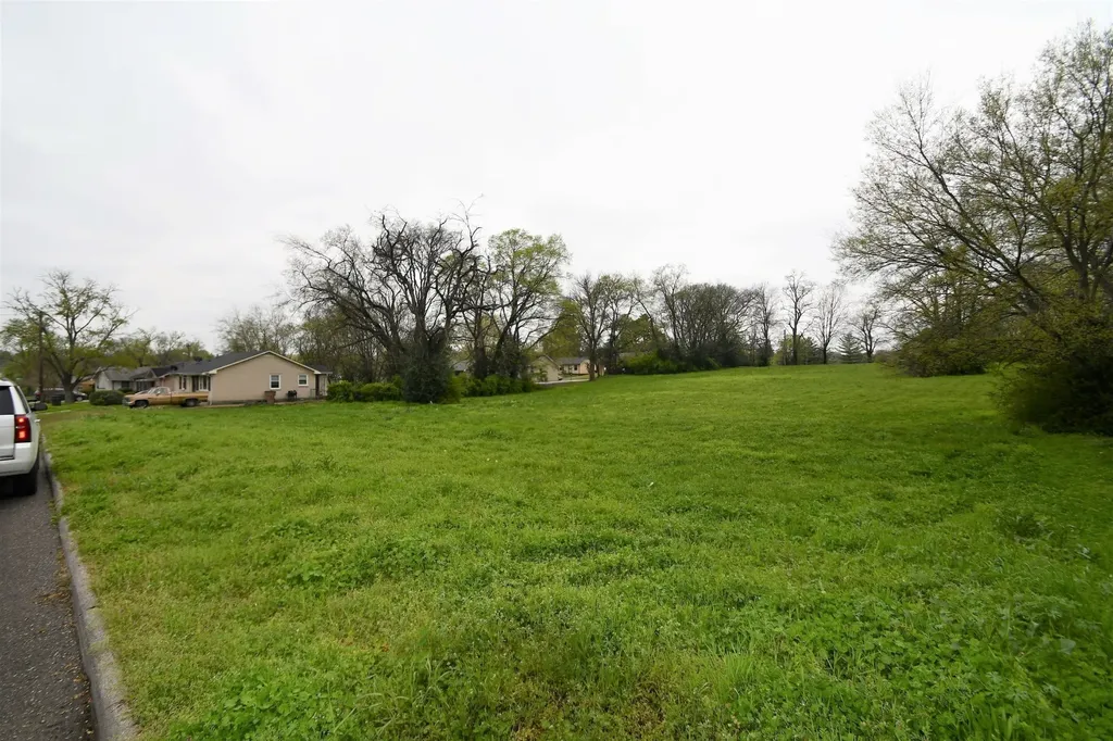1409 Jones Avenue Nashville TN 37207