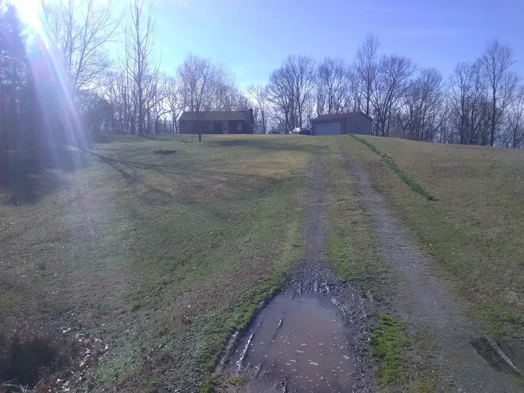 4474 Cumberland City Road Indian Mound TN 37079