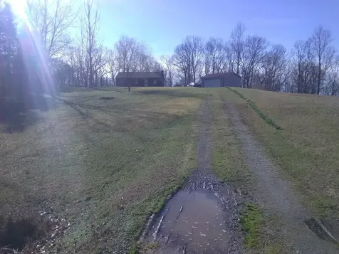 4474 Cumberland City Road Indian Mound TN 37079