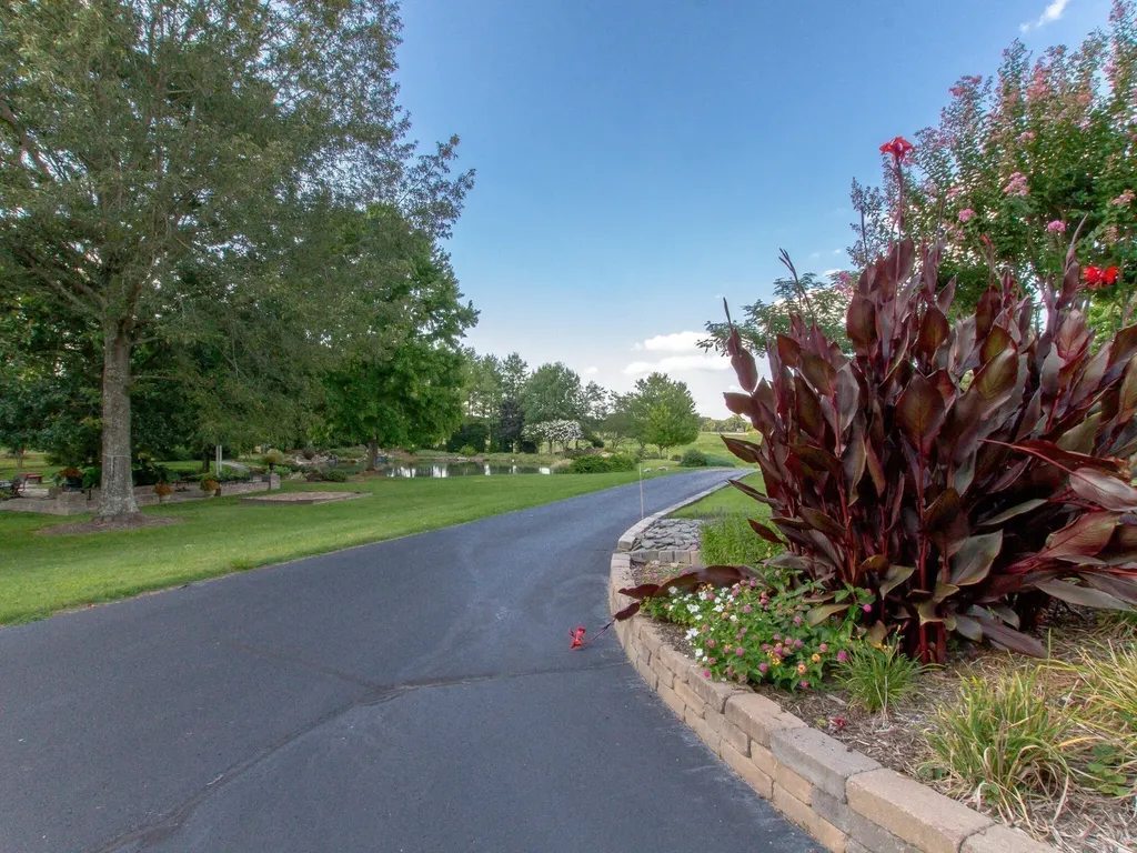 1480 Old Hunters Point Pike Lebanon TN 37087