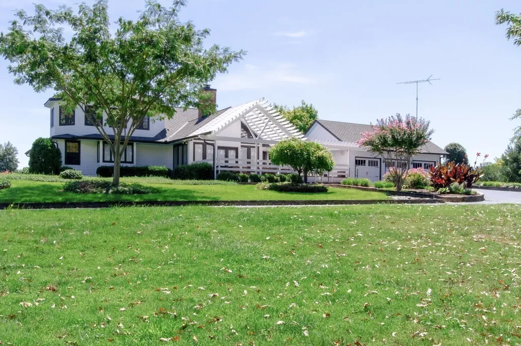 1480 Old Hunters Point Pike Lebanon TN 37087