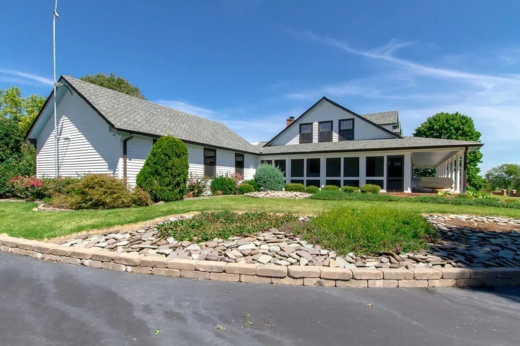 1480 Old Hunters Point Pike Lebanon TN 37087