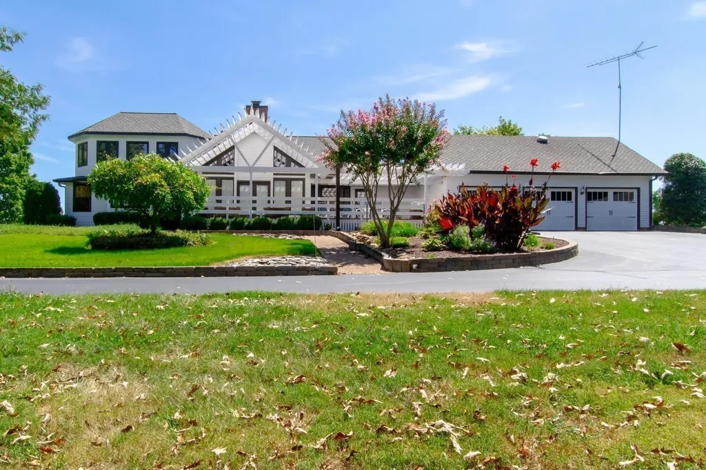 1480 Old Hunters Point Pike Lebanon TN 37087