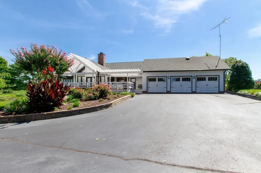 1480 Old Hunters Point Pike Lebanon TN 37087