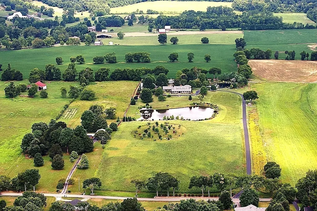 1480 Old Hunters Point Pike Lebanon TN 37087