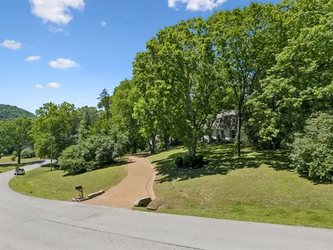 2397 Foxhaven Drive Franklin TN 37069