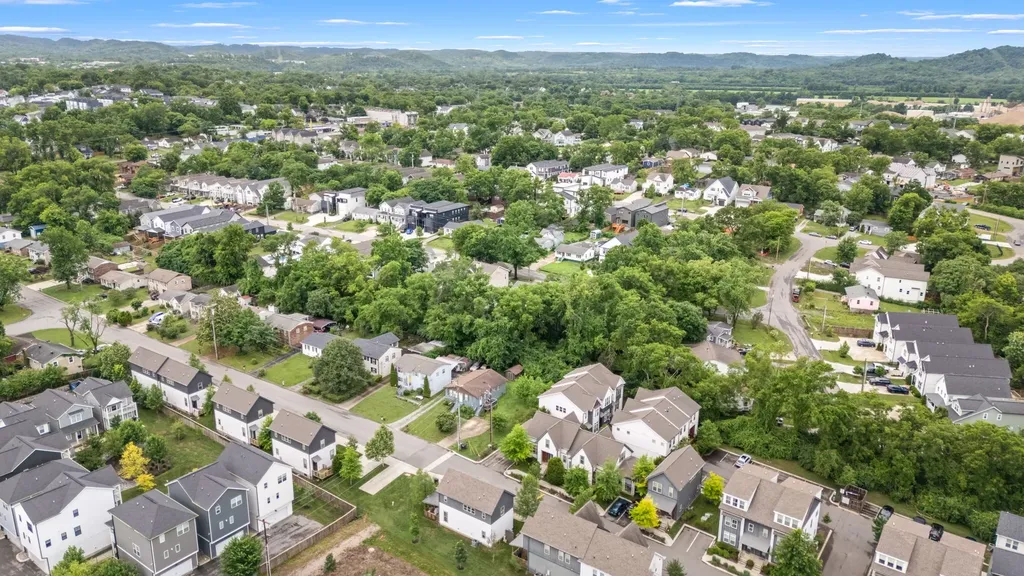 635 Nashua Lane Nashville TN 37209