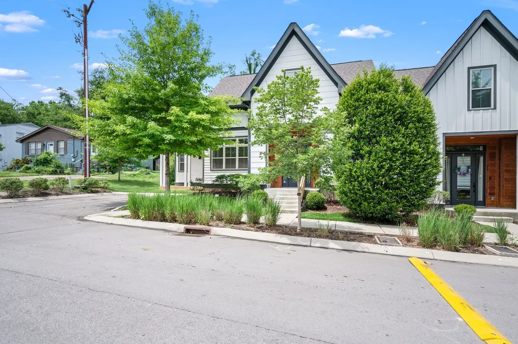 635 Nashua Lane Nashville TN 37209