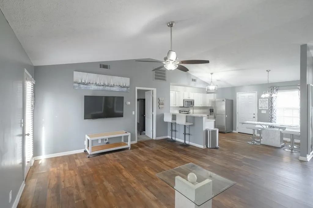 1512 Holden Court Murfreesboro TN 37128