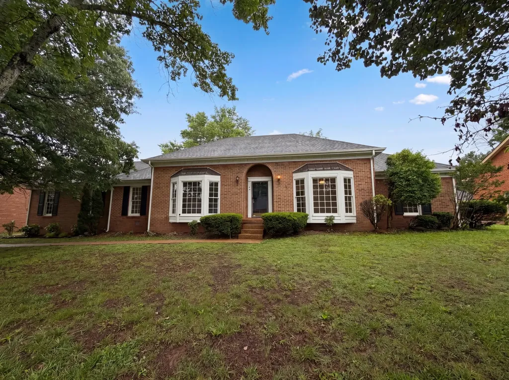 234 Connie Drive Hendersonville TN 37075