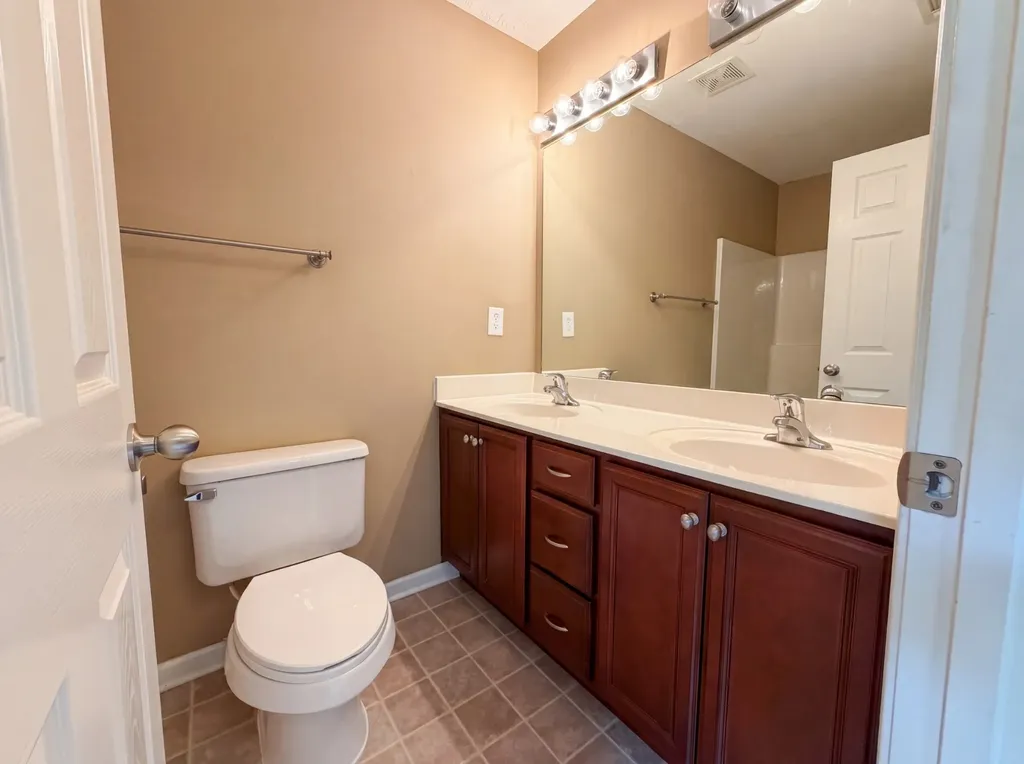 2032 Shaylin Loop Antioch TN 37013