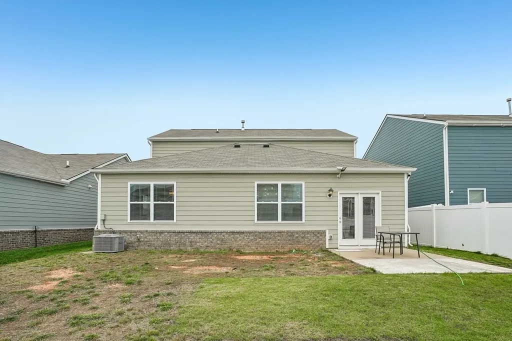 5330 Owens Lane White House TN 37188