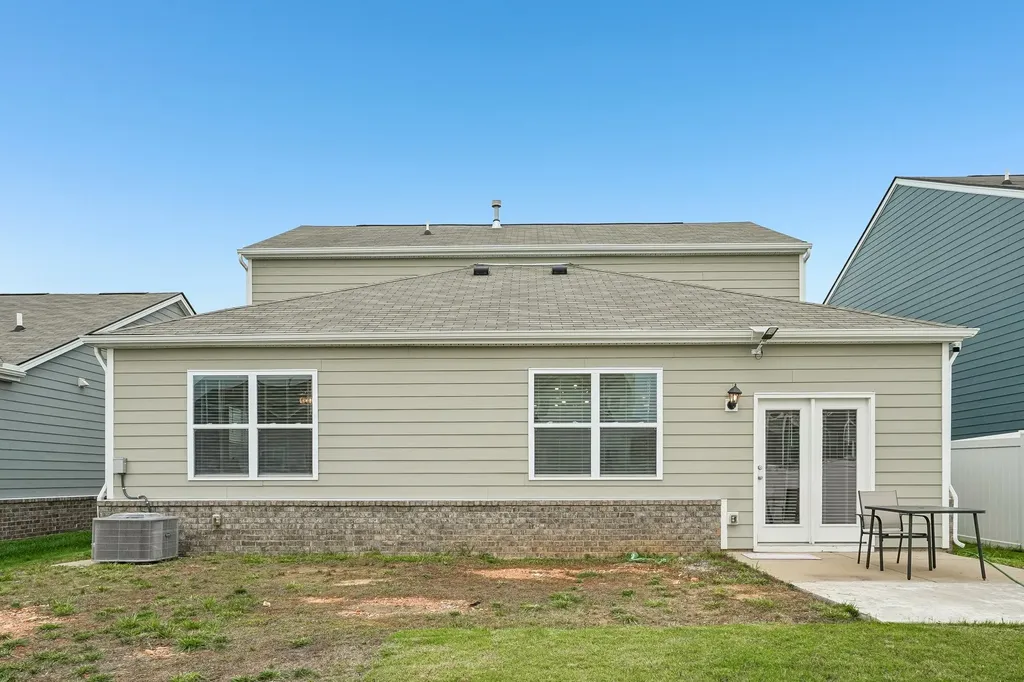 5330 Owens Lane White House TN 37188