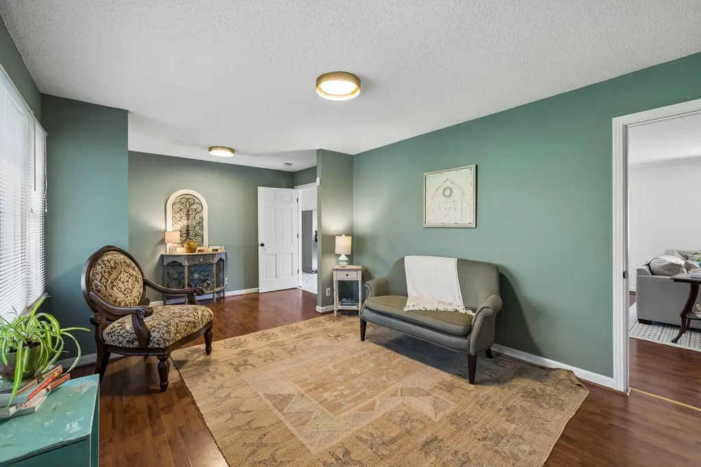 979 S Main St, S Eagleville TN 37060