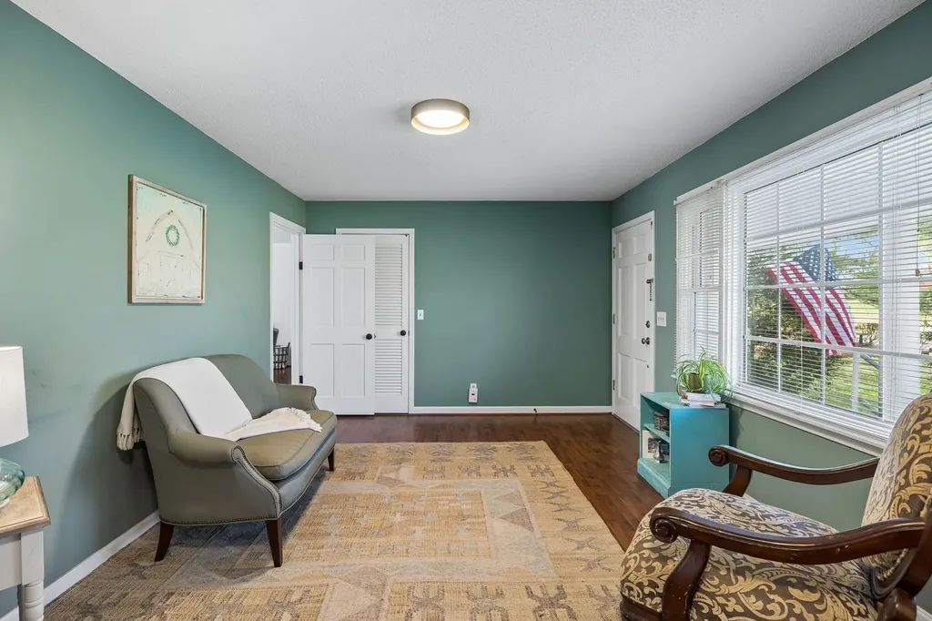 979 S Main St, S Eagleville TN 37060