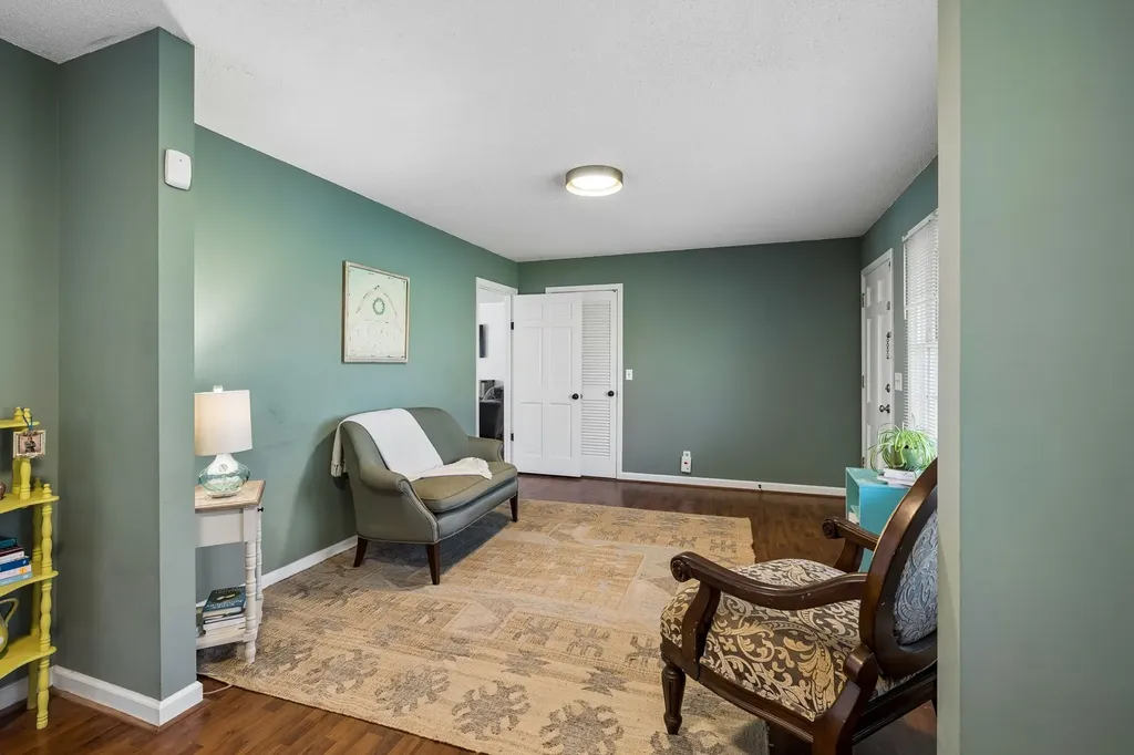 979 S Main St, S Eagleville TN 37060
