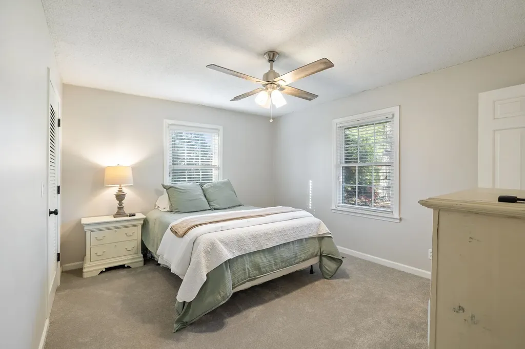 979 S Main St, S Eagleville TN 37060