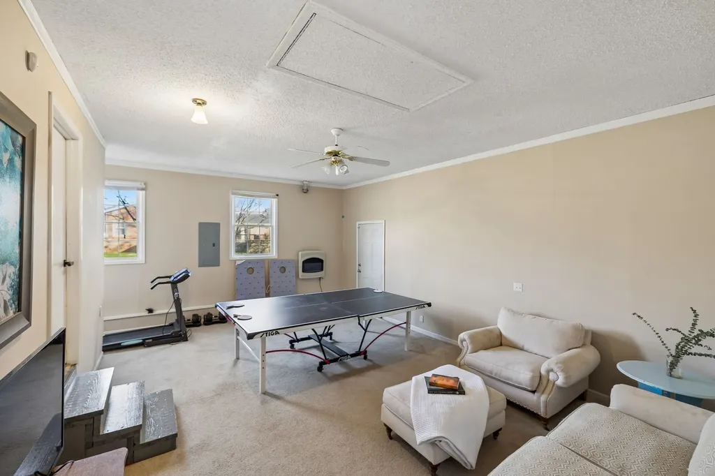 979 S Main St, S Eagleville TN 37060