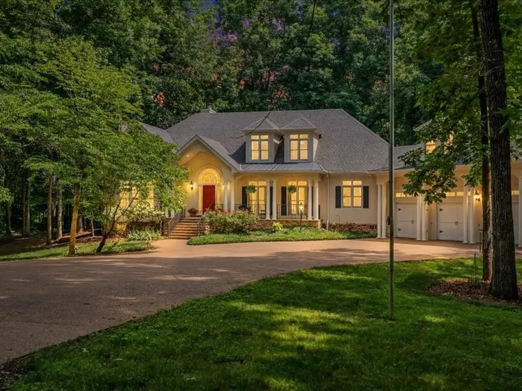 111 Arcadia Court Murfreesboro TN 37130