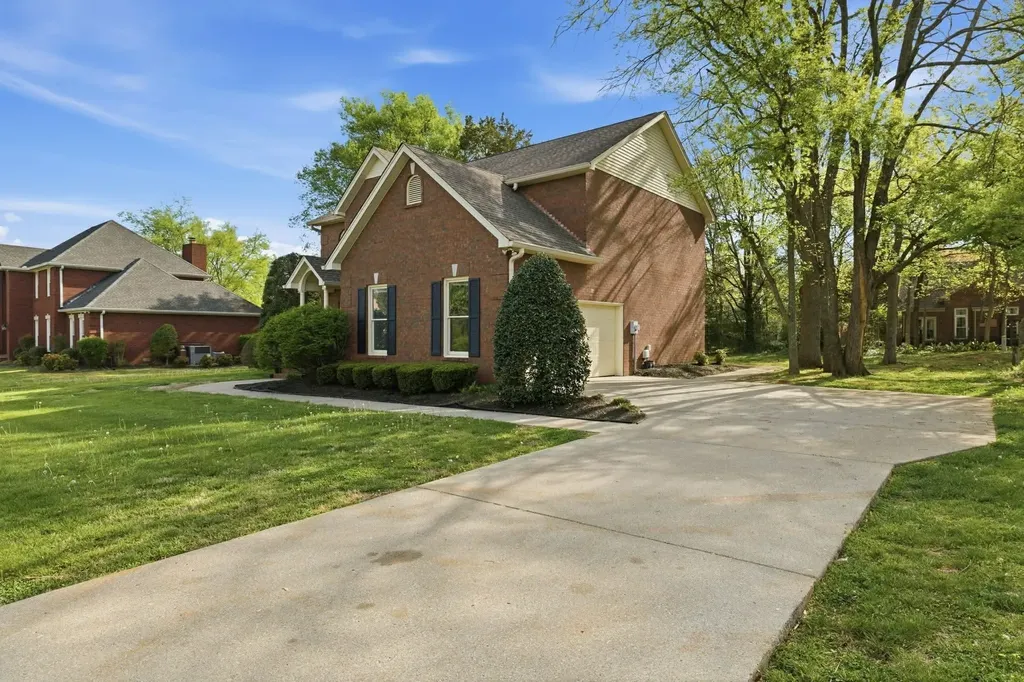 3002 Bowers Lane Murfreesboro TN 37129