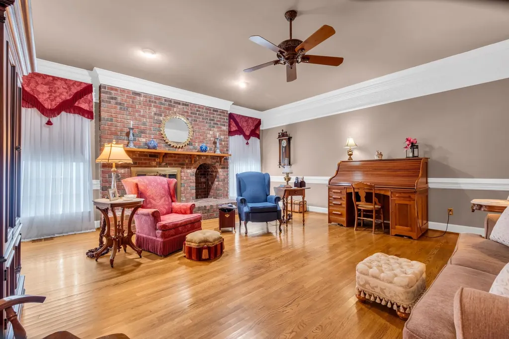 641 Old Lebanon Dirt Road Hermitage TN 37076