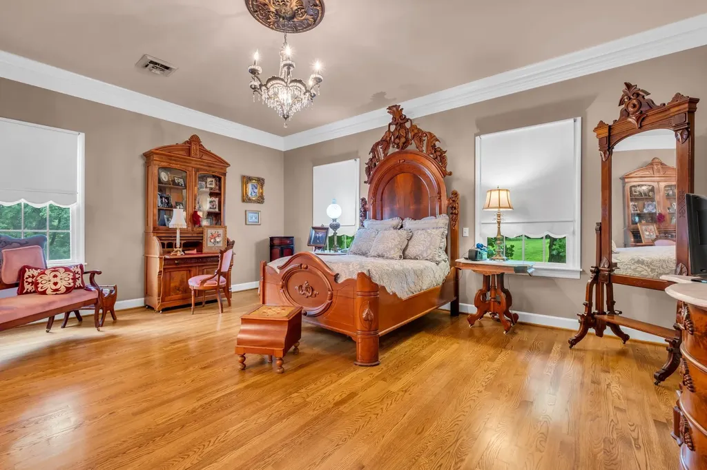 641 Old Lebanon Dirt Road Hermitage TN 37076