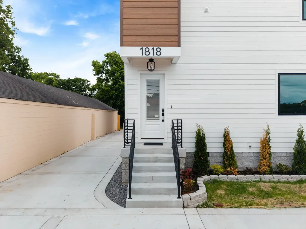 1818 Dr Db Todd Jr Boulevard Nashville TN 37208