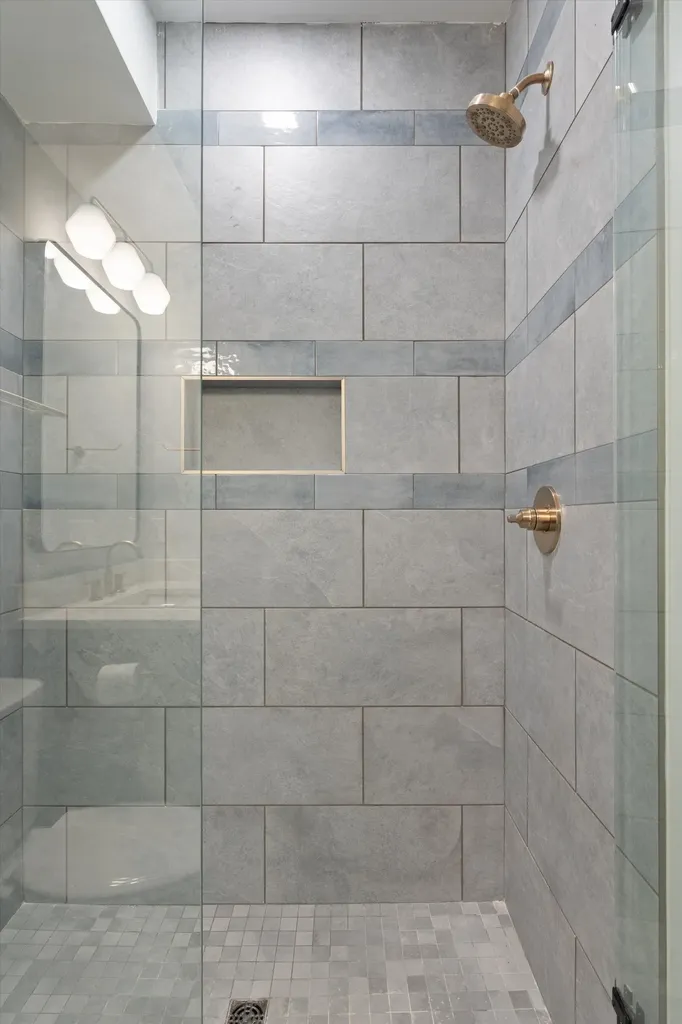 1818 Dr Db Todd Jr Boulevard Nashville TN 37208