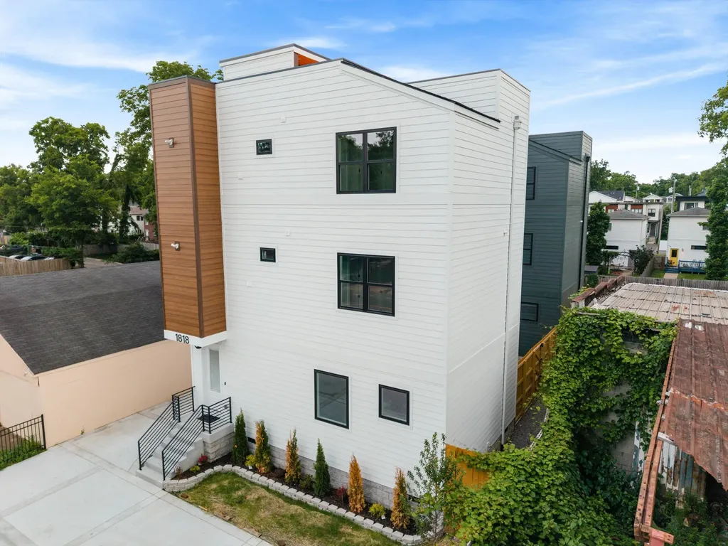 1818 Dr Db Todd Jr Boulevard Nashville TN 37208