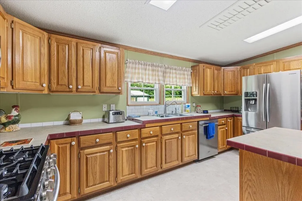 1150 Goodfield Road Decatur TN 37322