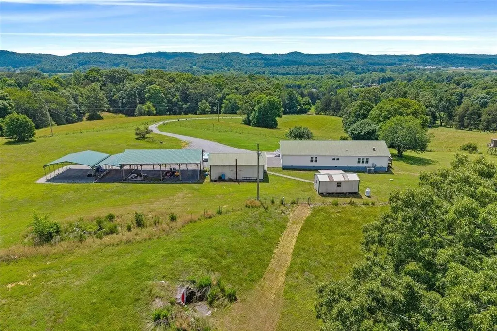 1150 Goodfield Road Decatur TN 37322