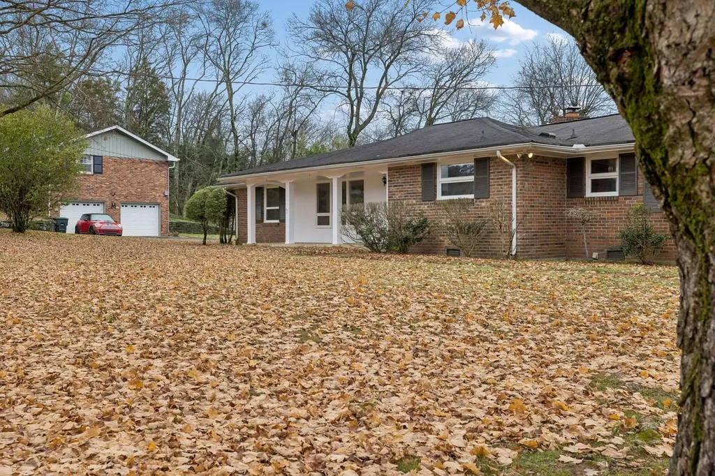 2032 Eversong Lane Hermitage TN 37076