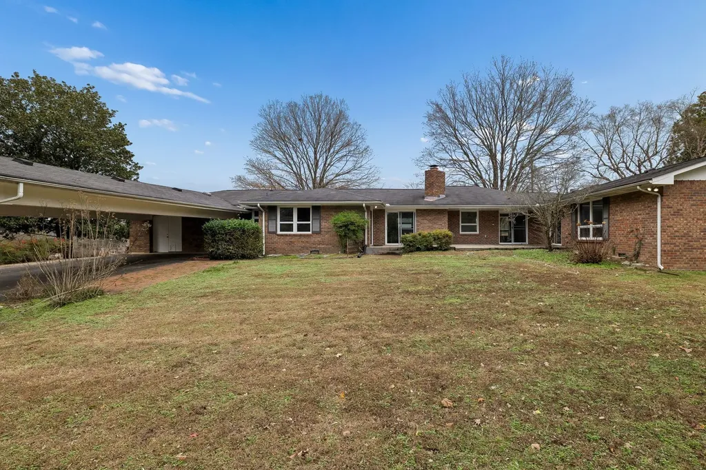 2032 Eversong Lane Hermitage TN 37076