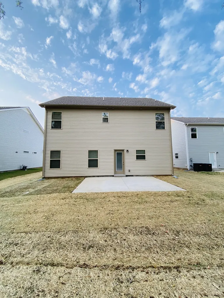 2115 Secretariat Trace Murfreesboro TN 37128