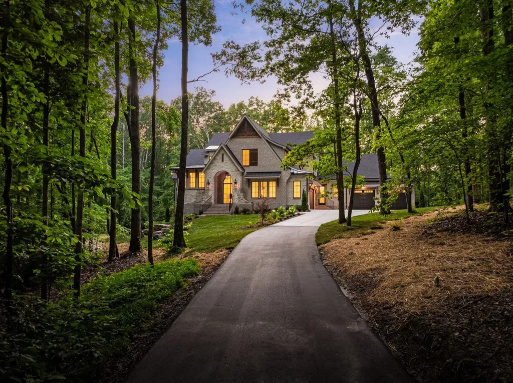 5662 Pinewood Road Franklin TN 37064