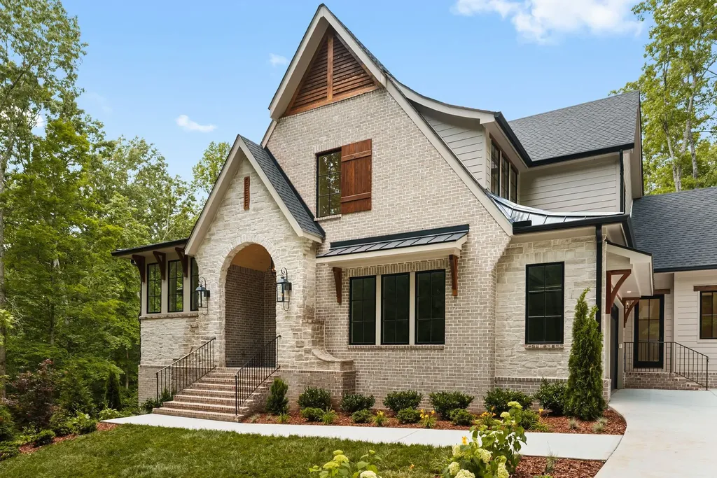 5662 Pinewood Road Franklin TN 37064