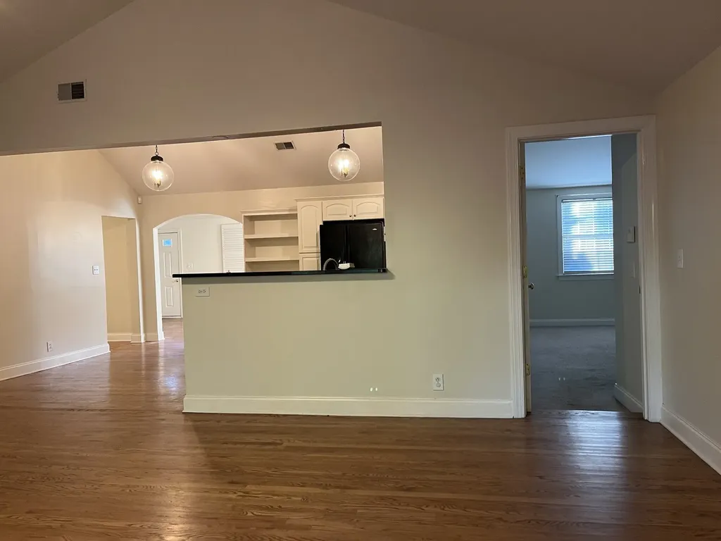 3820 Woodmont Lane Nashville TN 37215