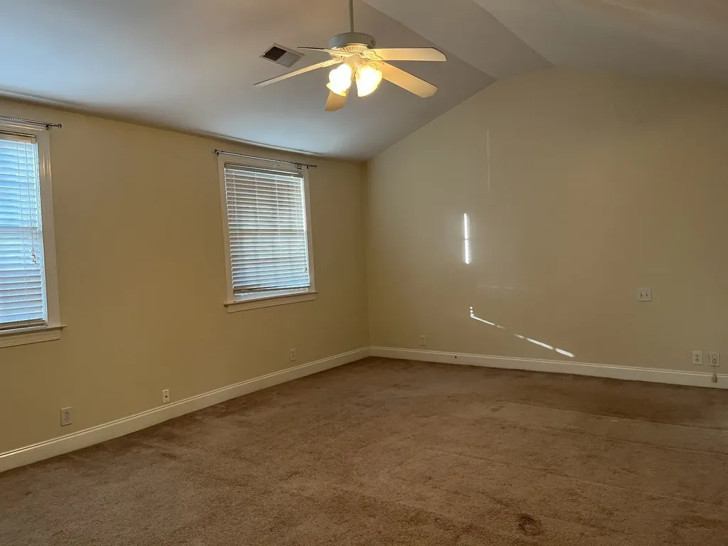 3820 Woodmont Lane Nashville TN 37215
