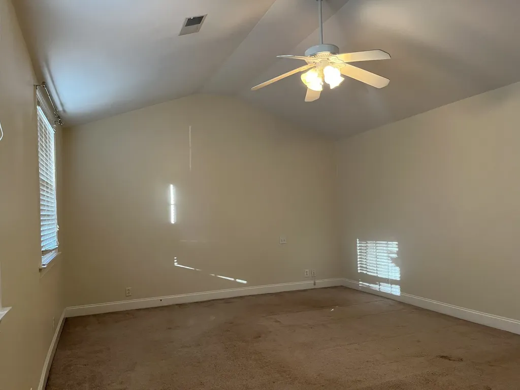 3820 Woodmont Lane Nashville TN 37215