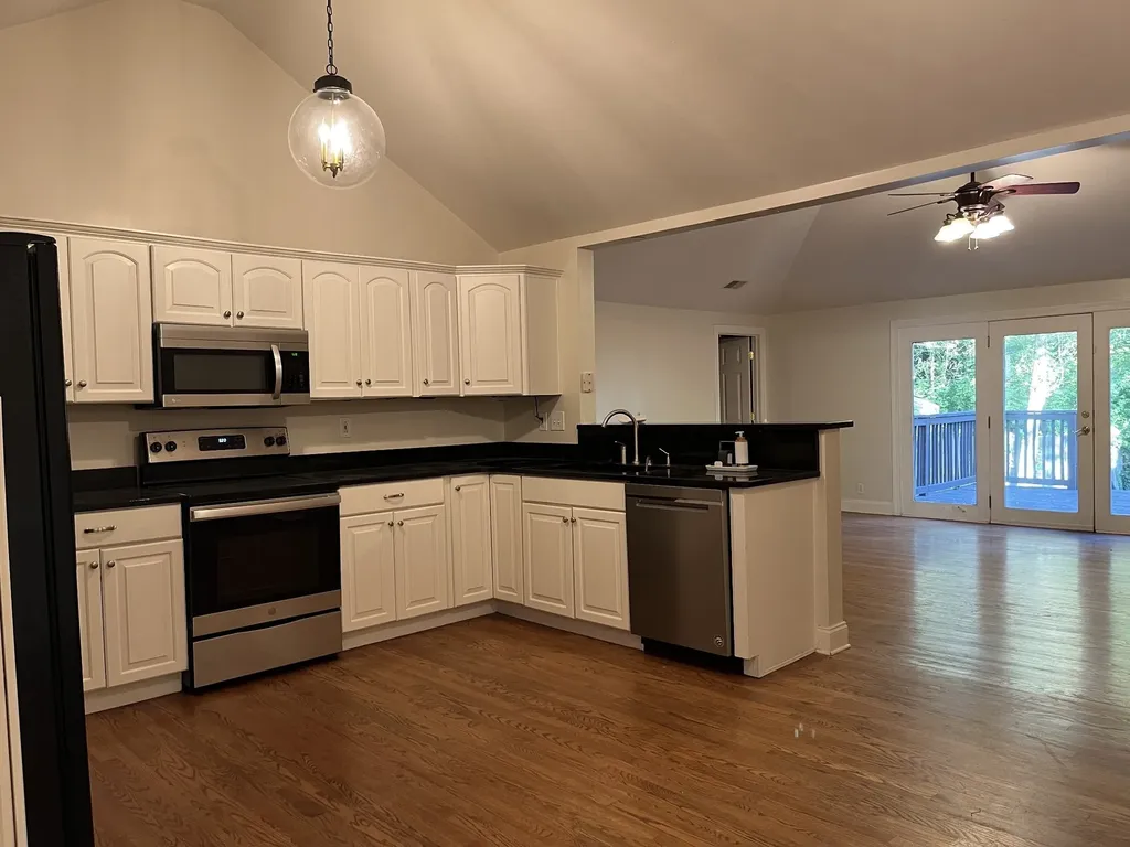 3820 Woodmont Lane Nashville TN 37215