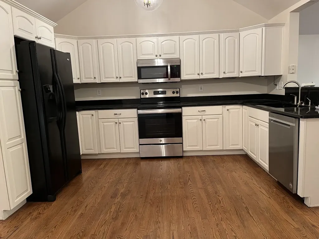 3820 Woodmont Lane Nashville TN 37215